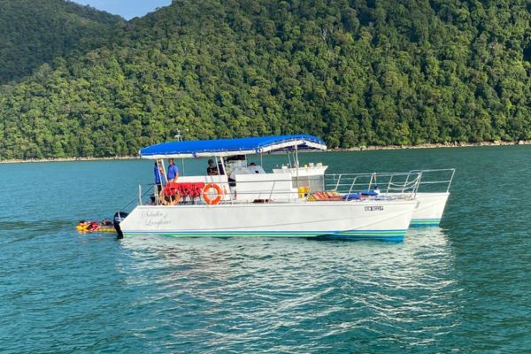 Private Cruise with Saladin Of Langkawi (3.5 hours)